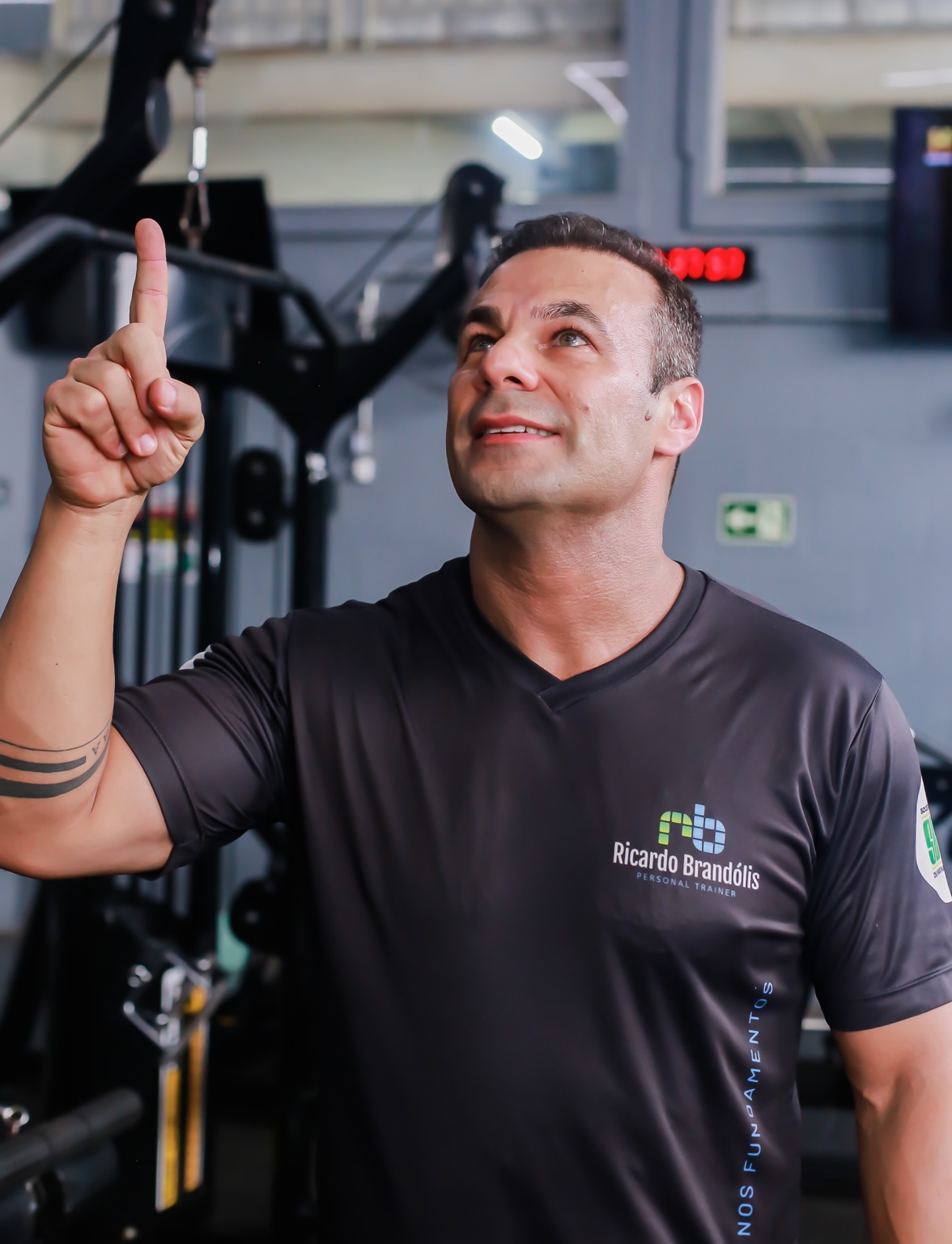 Ricardo Brandolis no studio